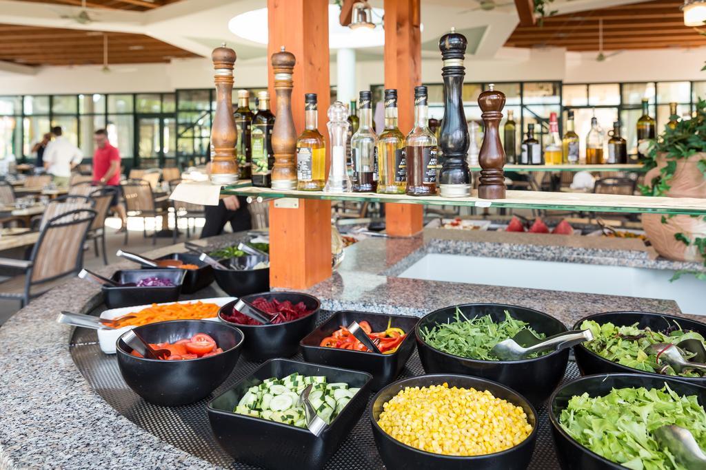 Mediterranee Family Hotel & Spa Bibione Exterior photo
